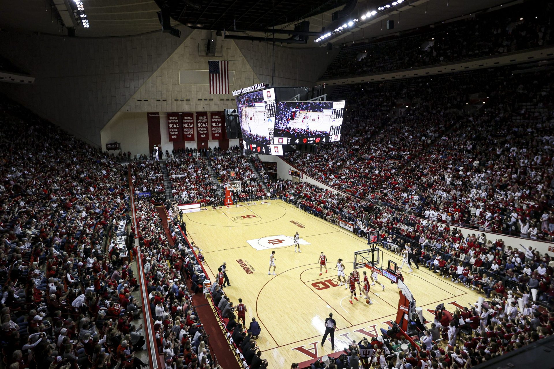 Heres what it will cost to watch IUs games on streaming services